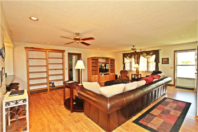 236 East Biggs Road Portland, TN 37148 - Photo 2 of 20