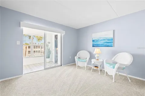 $120,000 | 11720 Park Boulevard North, Unit 302, Seminole, FL 33772