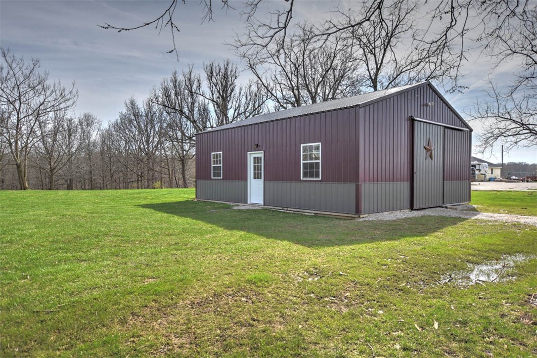 2204 East 1800 North Road Moweaqua, IL 62550 - Photo 30 of 48