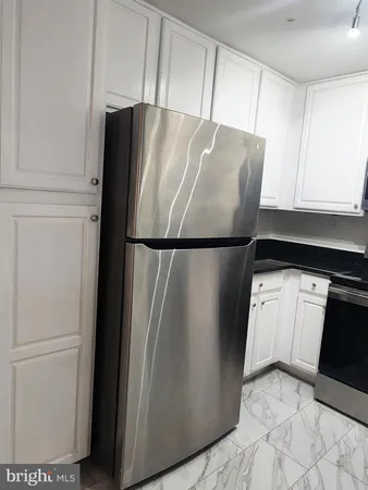 $2,050 | 18512 Boysenberry Drive, Unit 129, Gaithersburg, MD 20886