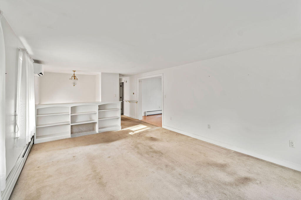 50 Laurel Circle Bangor, ME 04401 - Photo 11 of 38 8087de65-cdea-4106-b9fe-8e4f4f96f4a6