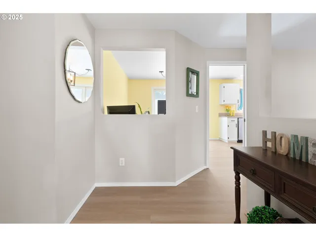 $535,000 | 387 Southeast 7th Avenue, Canby, OR 97013