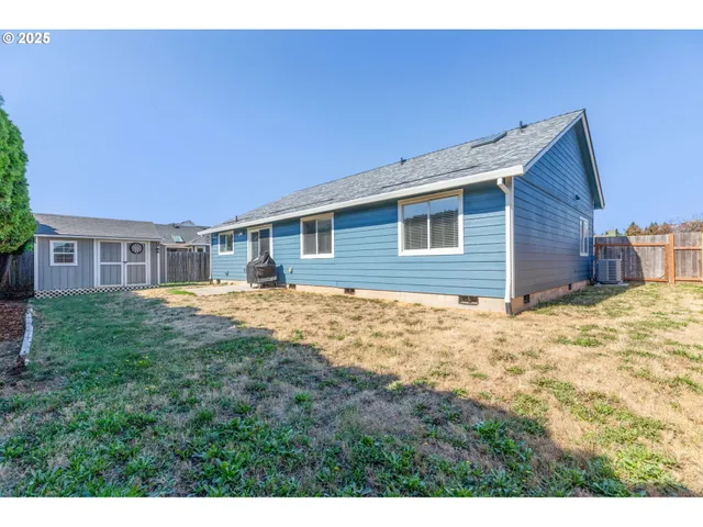 $535,000 | 387 Southeast 7th Avenue, Canby, OR 97013