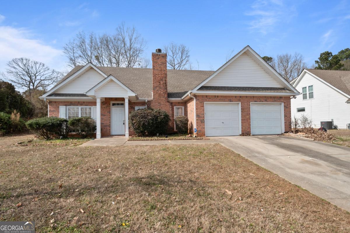 11203 Knotty Pine Place Hampton, GA 30228 - Photo 1 of 16