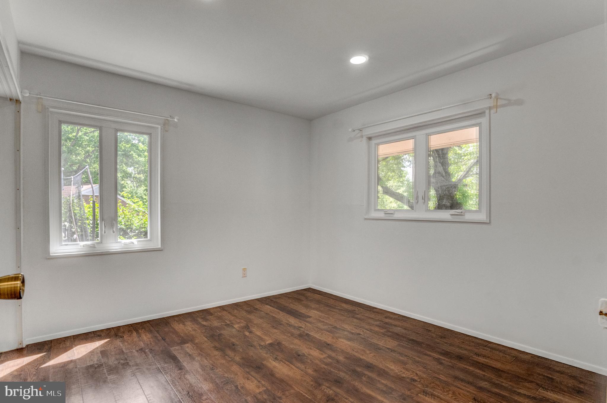 6323 Howe Place Springfield, VA 22150 - Photo 17 of 38 Gallery Image 17