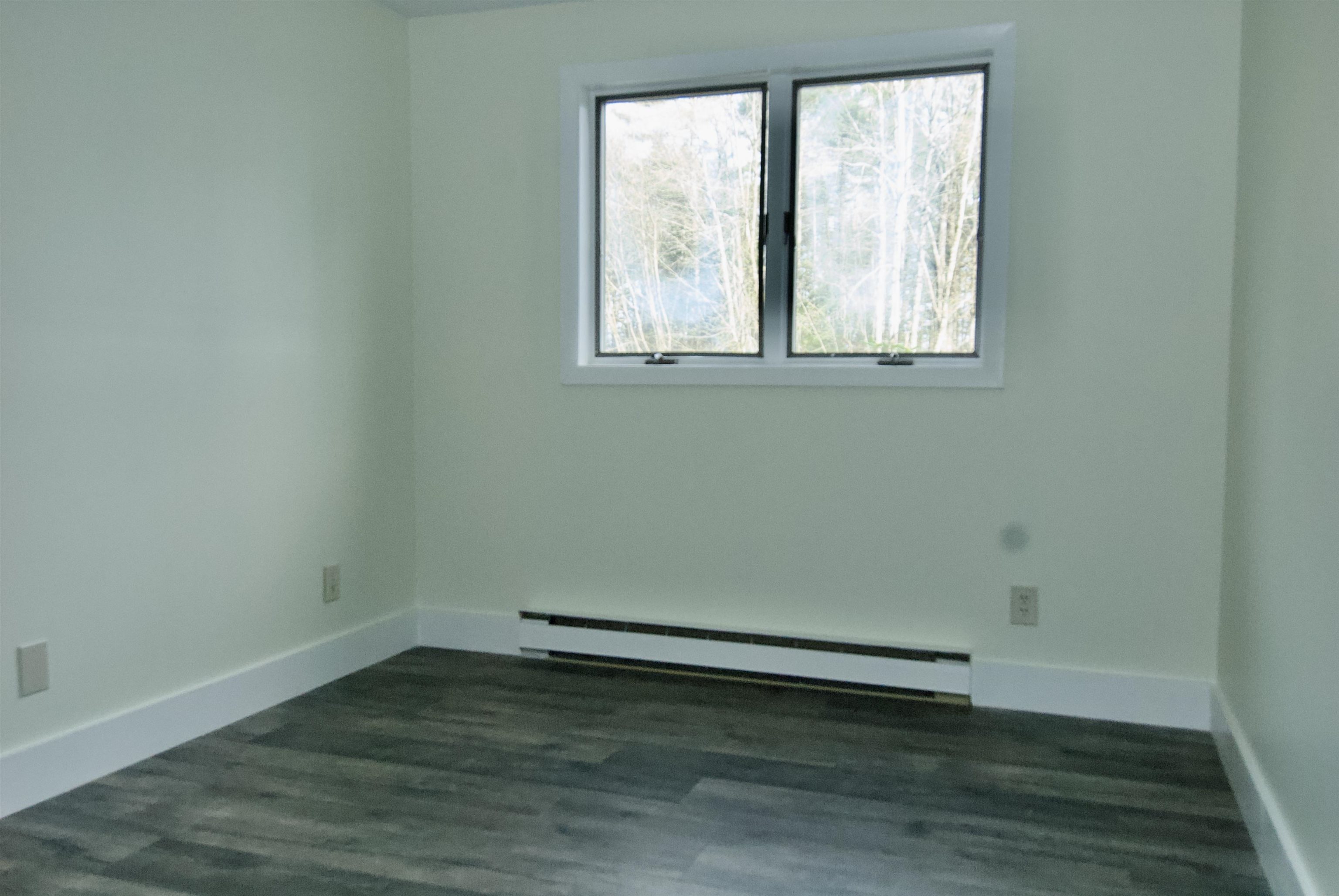 23 Old Stagecoach Road, Unit 5 Epping, NH 03042 - Photo 4 of 18