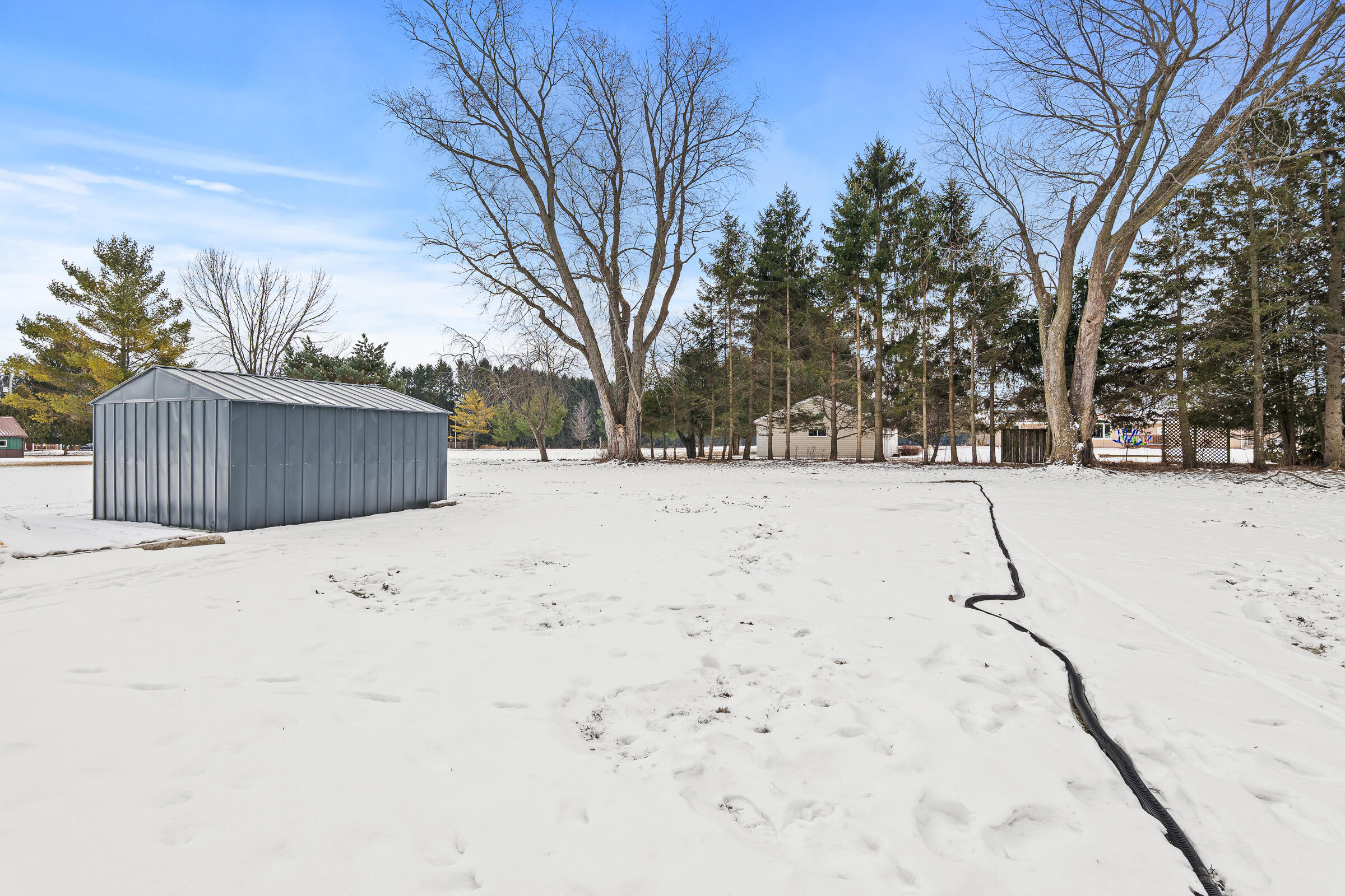 331 East Washington Avenue Cleveland, WI 53015 - Photo 14 of 21 Backyard