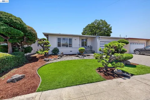 $799,950 | 19131 Waverly Avenue, San Lorenzo, CA 94541