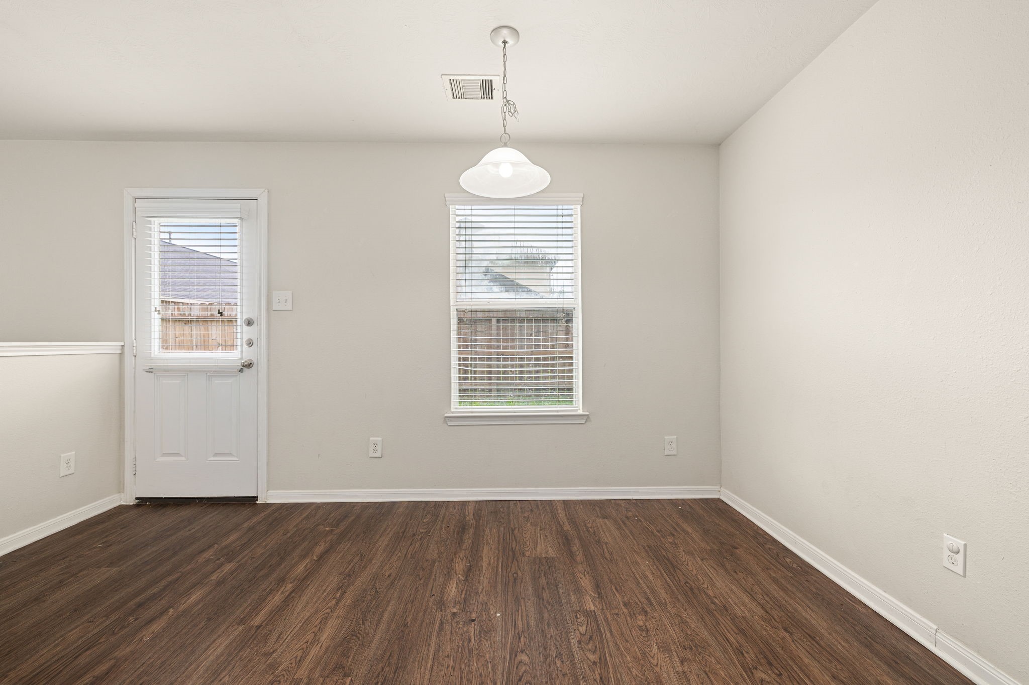 21415 Partha Way Houston, TX 77073 - Photo 8 of 34 Breakfast Room
