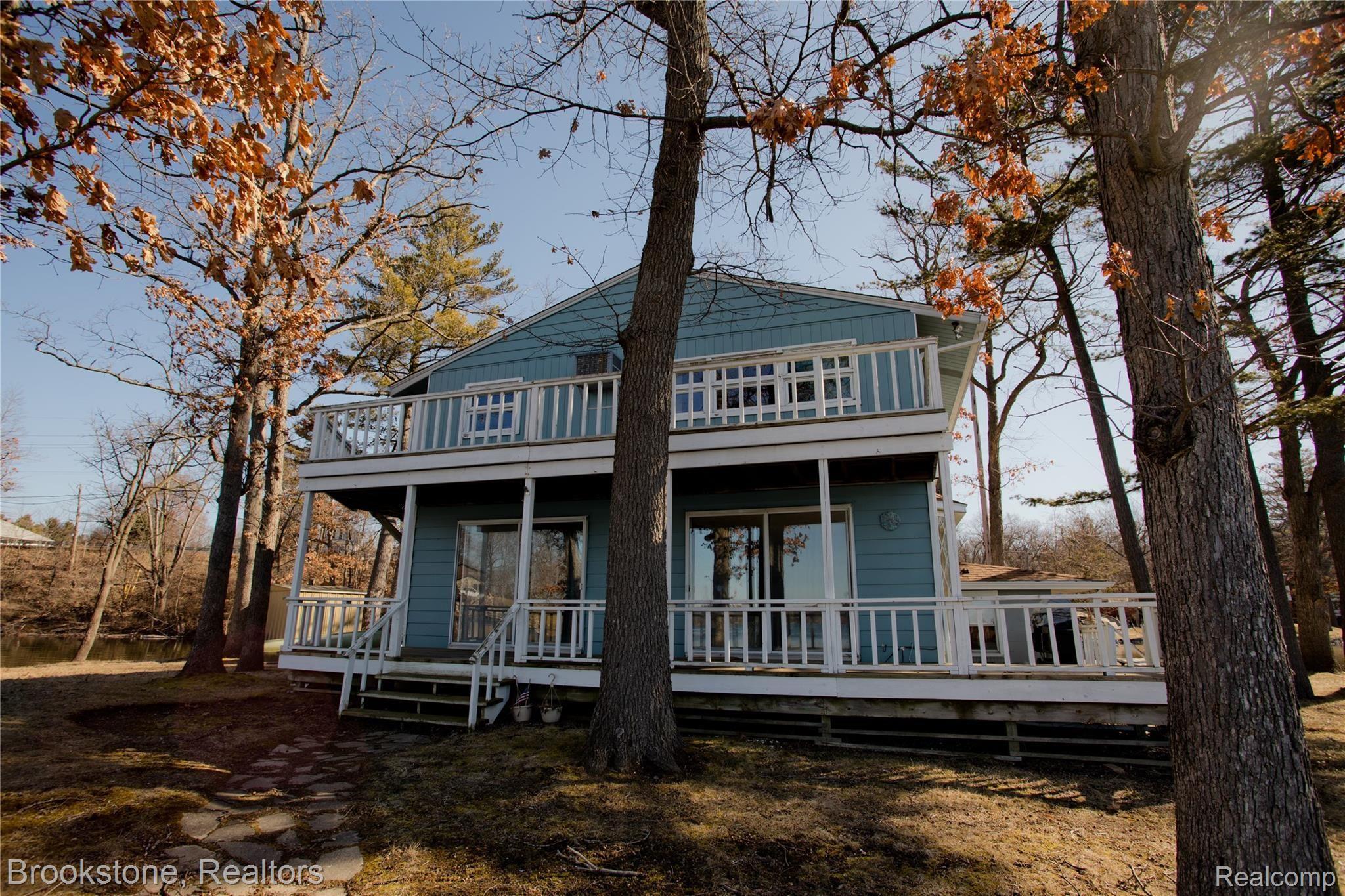 1675 Rochester Road Leonard, MI 48367 - Photo 9 of 62 rochesterlake_nick-2.jpg
