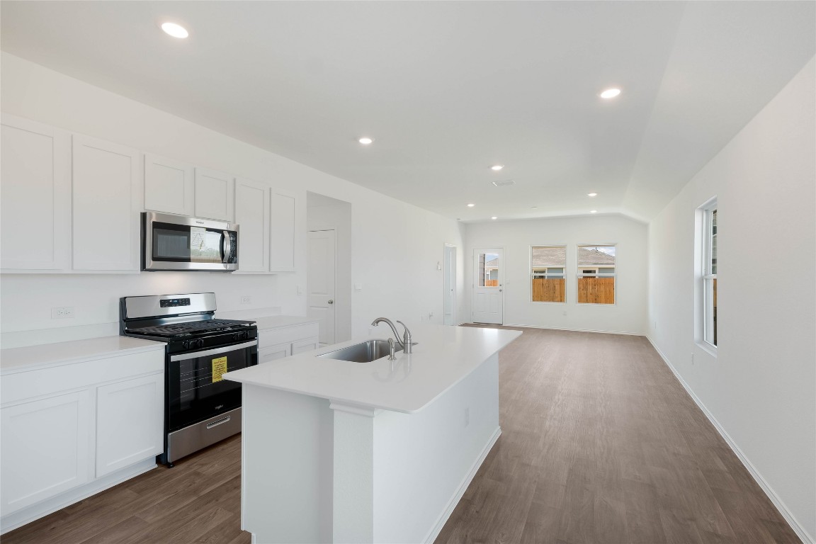 12204 Douglas Fir Circle Mustang Ridge, TX 78610 - Photo 4 of 16