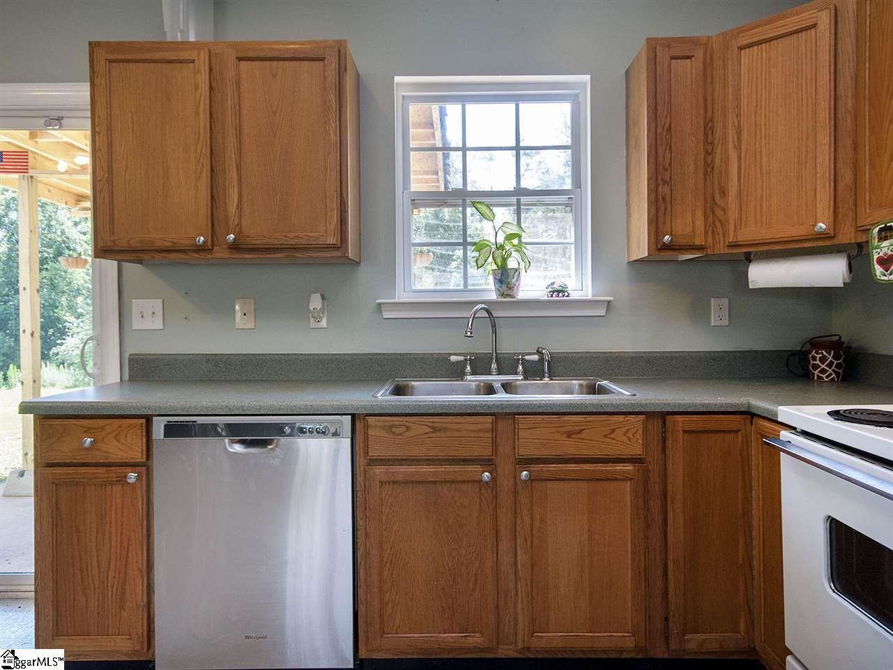 412 Anchor Road Greenville, SC 29617 - Photo 8 of 30 Gallery Image 8