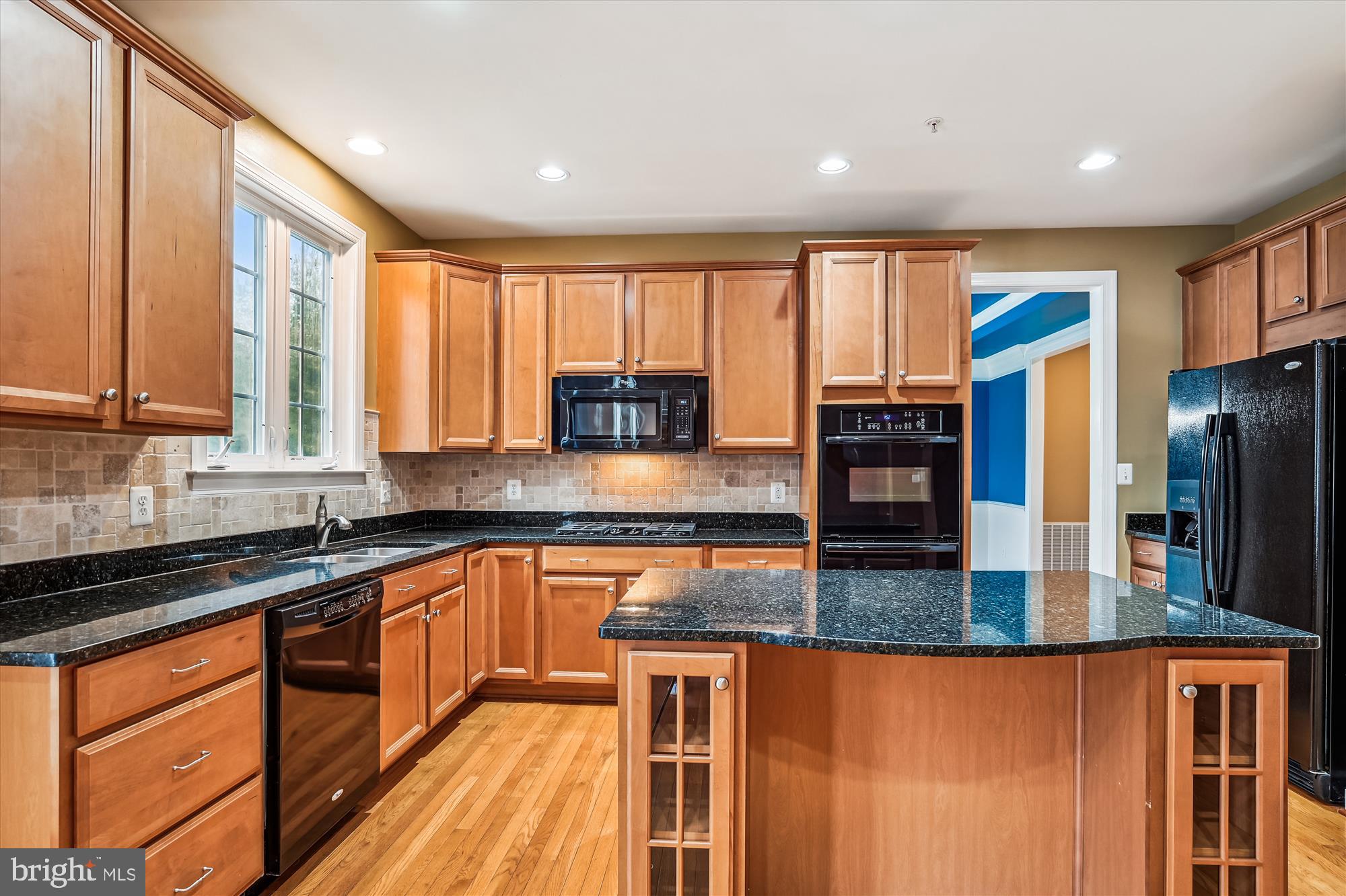 102 Holly Road Edgewater, MD 21037 - Photo 17 of 72 Gallery Image 17