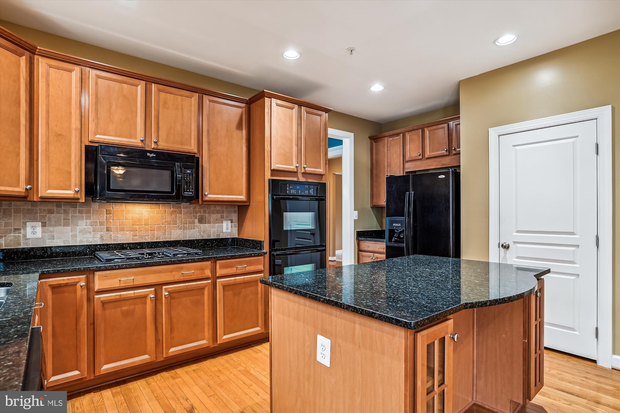 102 Holly Road Edgewater, MD 21037 - Photo 19 of 72 Gallery Image 19