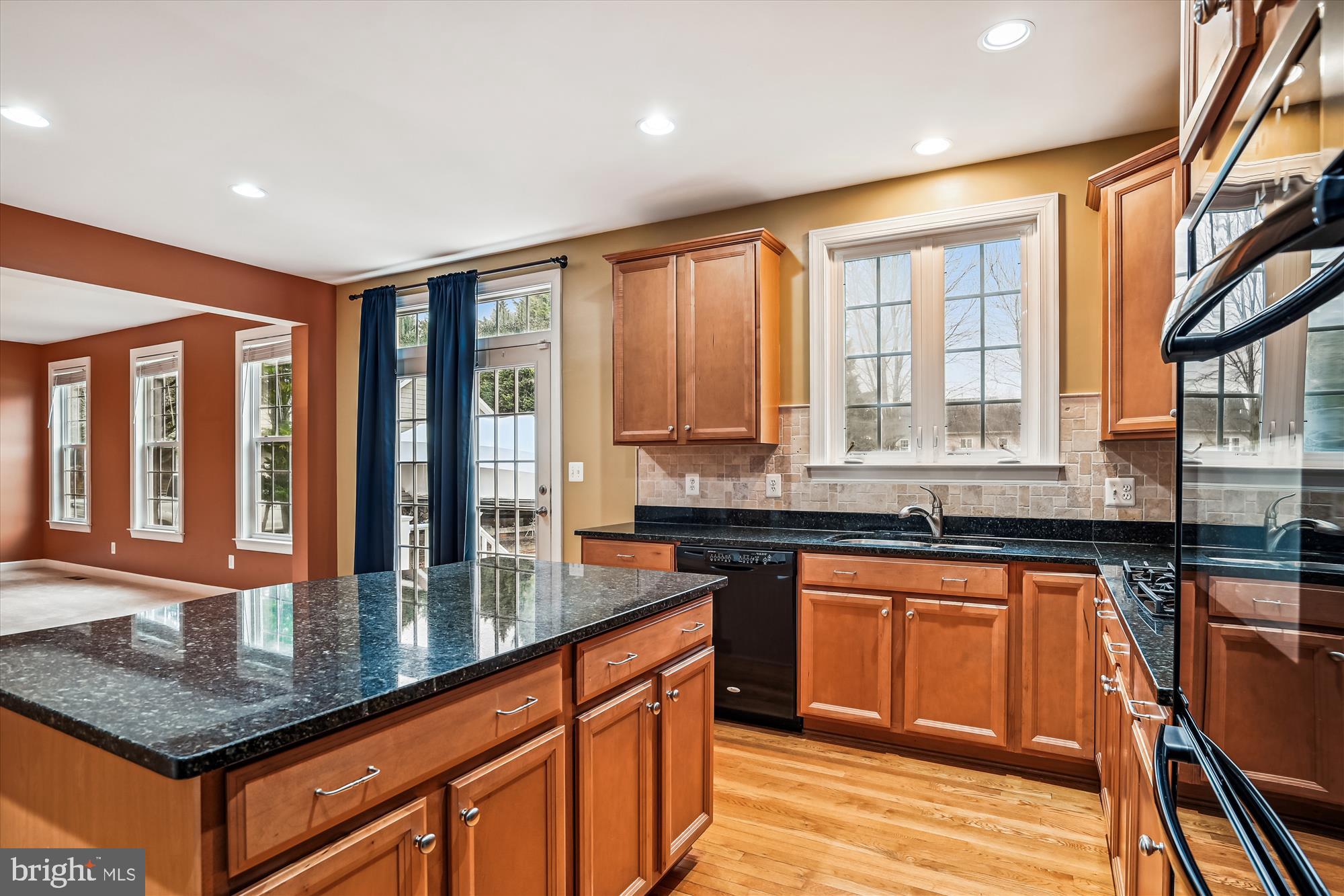 102 Holly Road Edgewater, MD 21037 - Photo 20 of 72 Gallery Image 20