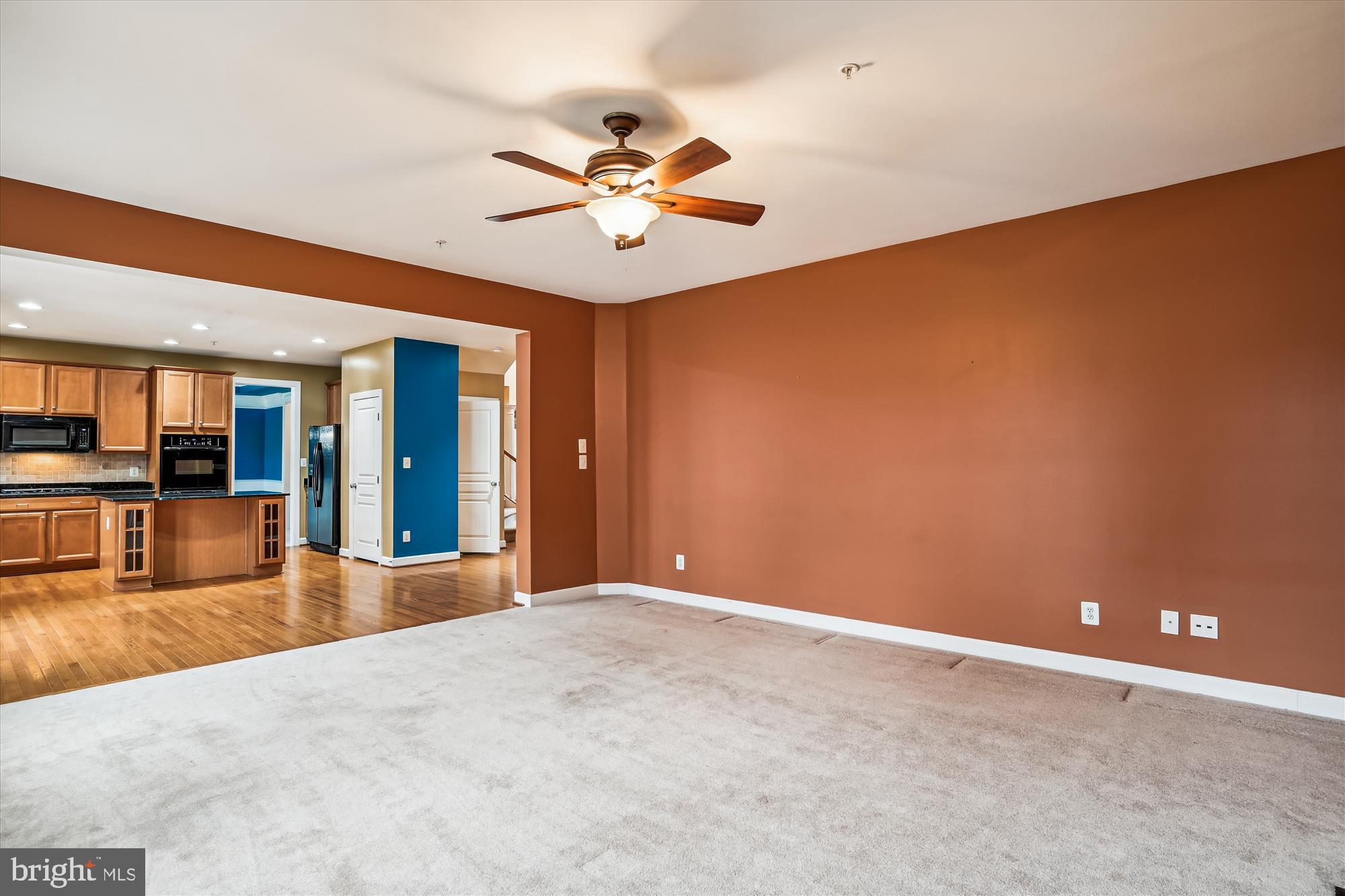 102 Holly Road Edgewater, MD 21037 - Photo 26 of 72 FamilyRoom
