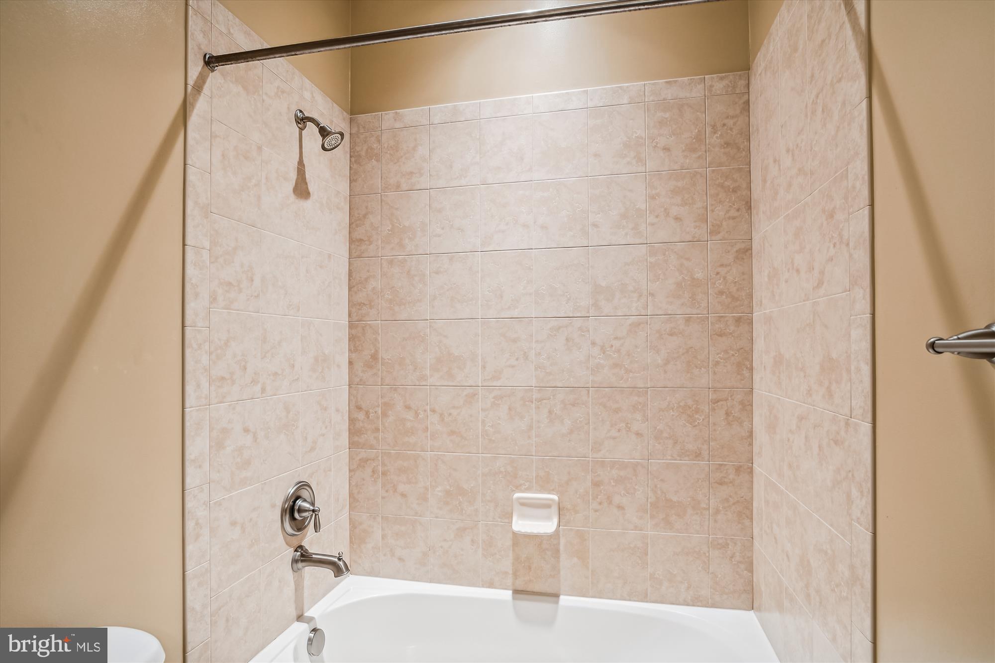 102 Holly Road Edgewater, MD 21037 - Photo 58 of 72 Upper Level Hall Bath