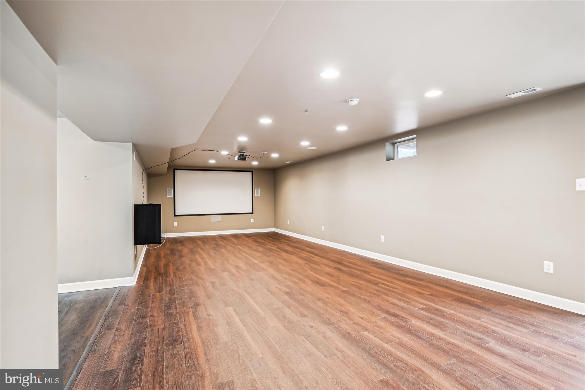 102 Holly Road Edgewater, MD 21037 - Photo 60 of 72 LL Rec Room with Projector & Screen Conveying