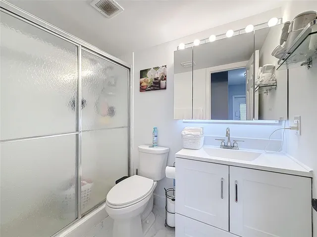 $2,250 | 2731 Northeast 14th Street Causeway, Unit 812, Pompano Beach, FL 33062