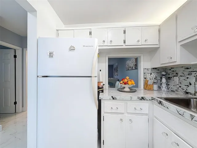 $2,250 | 2731 Northeast 14th Street Causeway, Unit 812, Pompano Beach, FL 33062