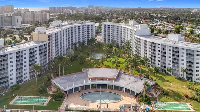 $2,250 | 2731 Northeast 14th Street Causeway, Unit 812, Pompano Beach, FL 33062