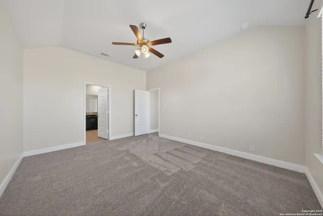 $2,050 | 402 Singing Brook, Cibolo, TX 78108