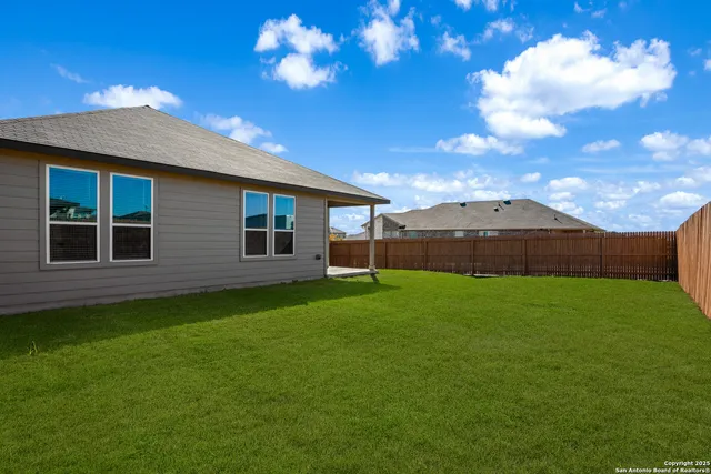 $2,050 | 402 Singing Brook, Cibolo, TX 78108