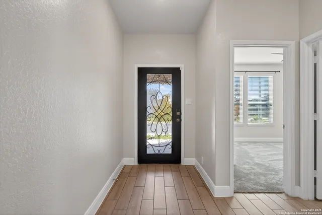 $2,050 | 402 Singing Brook, Cibolo, TX 78108