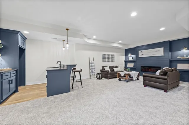 $774,900 | 1616 Southwest 27th Street, Lee's Summit, MO 64082