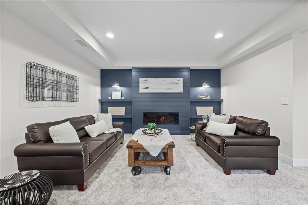 1616 Southwest 27th Street Lee's Summit, MO 64082 - Photo 28 of 52