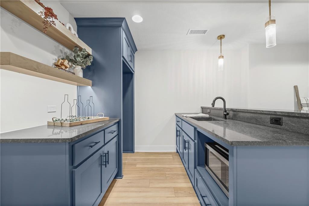 1616 Southwest 27th Street Lee's Summit, MO 64082 - Photo 31 of 52