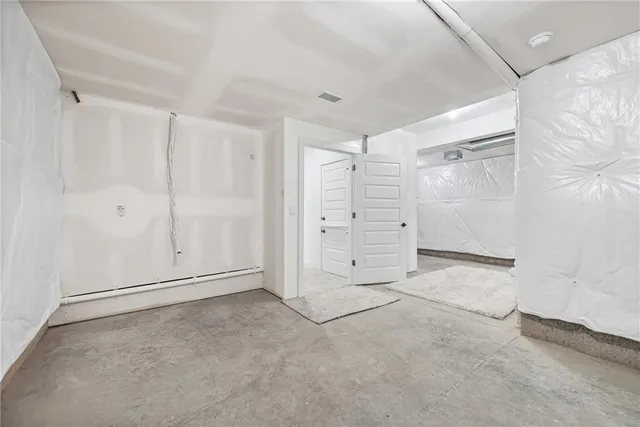 $774,900 | 1616 Southwest 27th Street, Lee's Summit, MO 64082