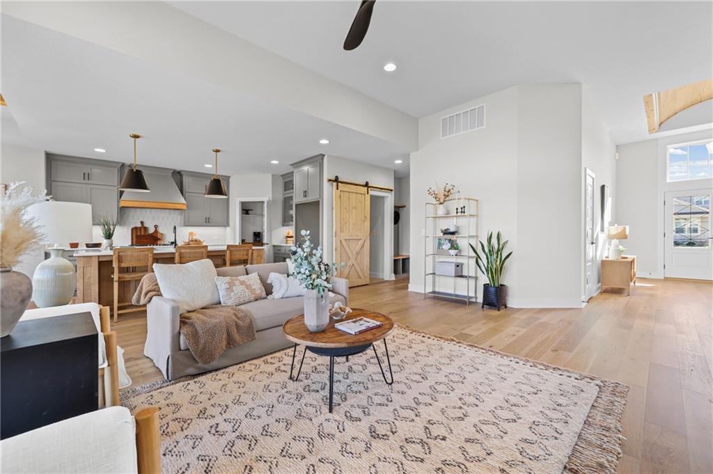 1616 Southwest 27th Street Lee's Summit, MO 64082 - Photo 9 of 52