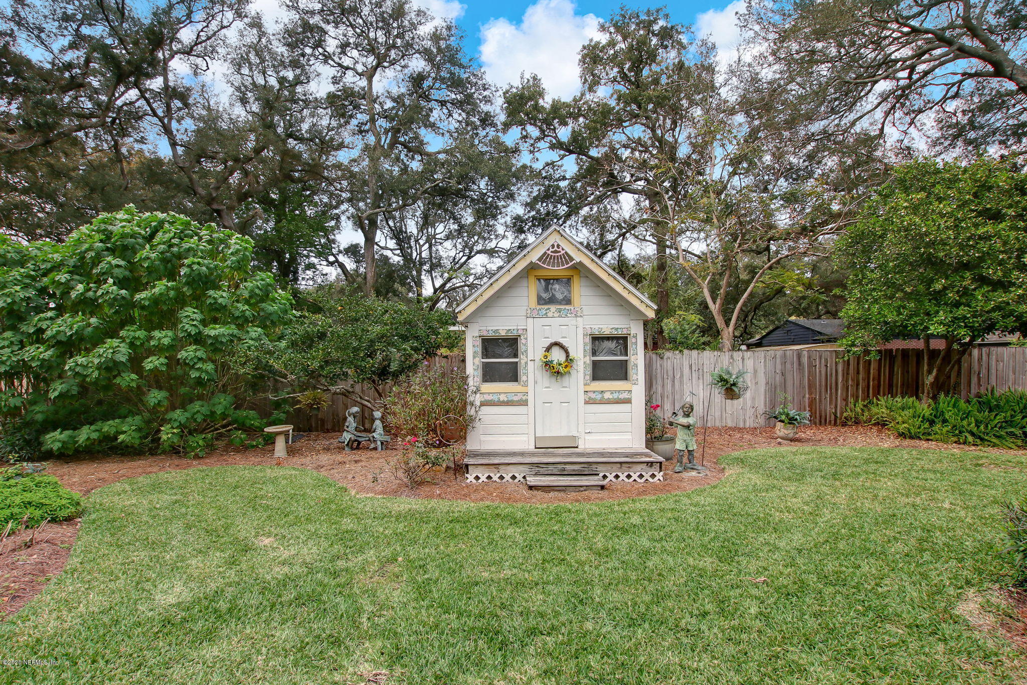 4693 Ivanhoe Road Jacksonville, FL 32210 - Photo 19 of 44 beautifully landscaped backyard