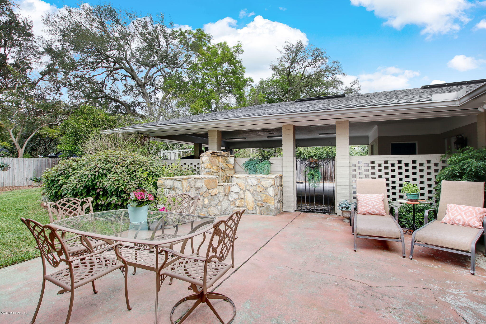 4693 Ivanhoe Road Jacksonville, FL 32210 - Photo 22 of 44 outdoor patio