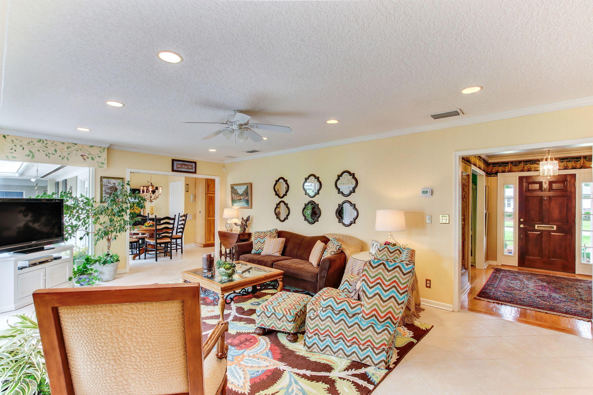 4693 Ivanhoe Road Jacksonville, FL 32210 - Photo 39 of 44 family room