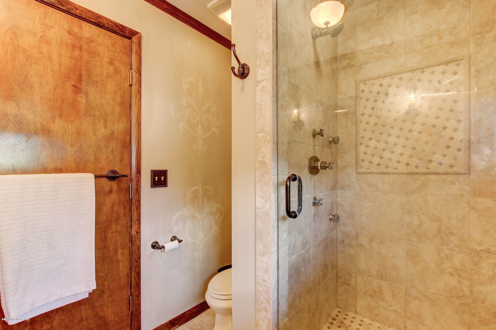 4693 Ivanhoe Road Jacksonville, FL 32210 - Photo 10 of 44 Master bathroom
