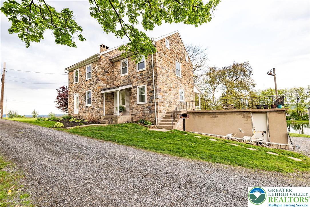 4493 Mt Pleasant Road Bangor, PA 18013 - Photo 4 of 62 Gallery Image 4