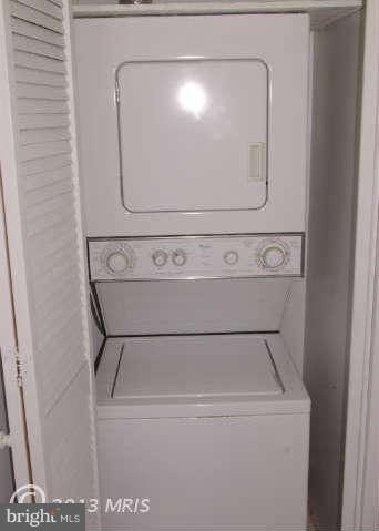 401 E Street Northeast Washington, DC 20002 - Photo 15 of 30 Upstairs unit stackable washer dryer in powder rm
