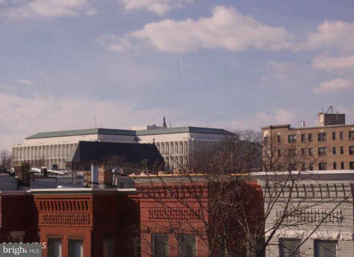 401 E Street Northeast Washington, DC 20002 - Photo 21 of 30 Upstairs unit has Top of the Capitol view