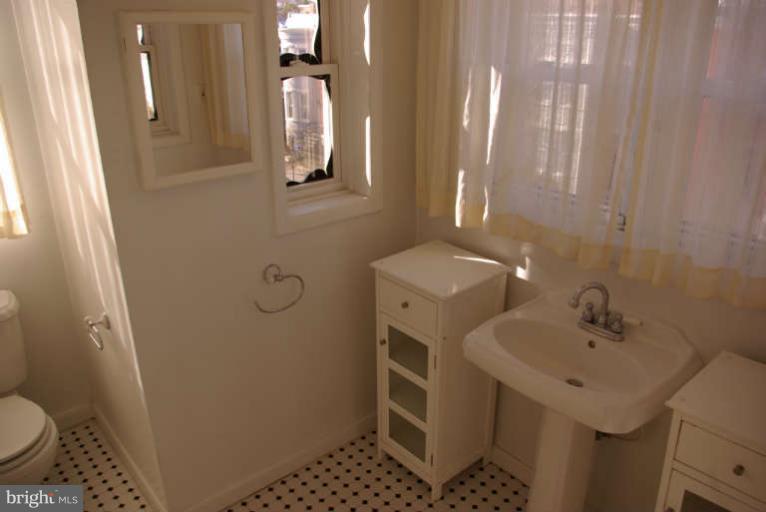 401 E Street Northeast Washington, DC 20002 - Photo 22 of 30 Upstairs unit HUGE bathroom boasts great views too