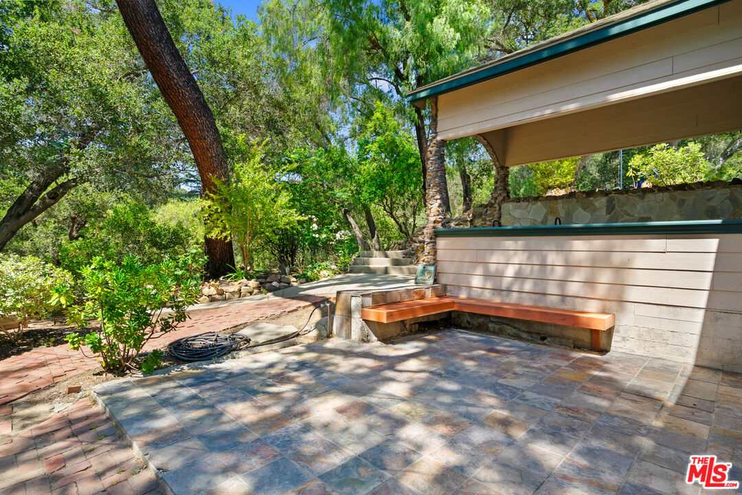 20912 Fontaine Road Topanga, CA 90290 - Photo 43 of 52