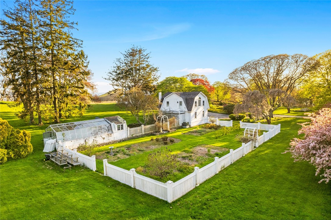 595 Treasure Pond Road Fishers Island, NY 06390 - Photo 46 of 50