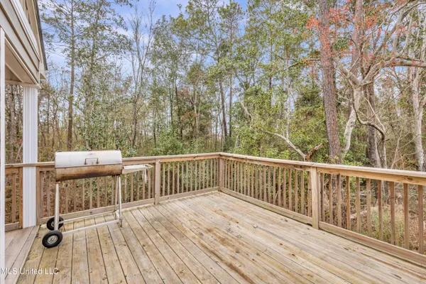 $2,000 | 18231 Mill Cove, Gulfport, MS 39503