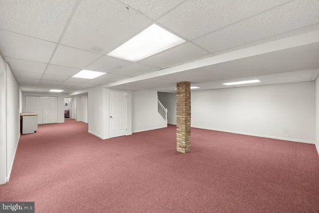 a view of empty room