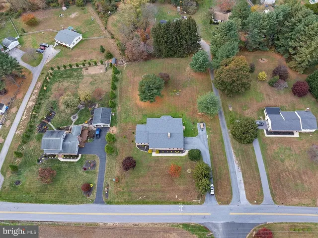 $680,000 | 18310 Upper Beckleysville Road, Hampstead, MD 21074