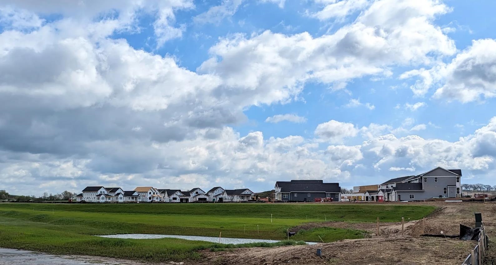 6604 Linnet Middleton, WI 53562 - Photo 4 of 5