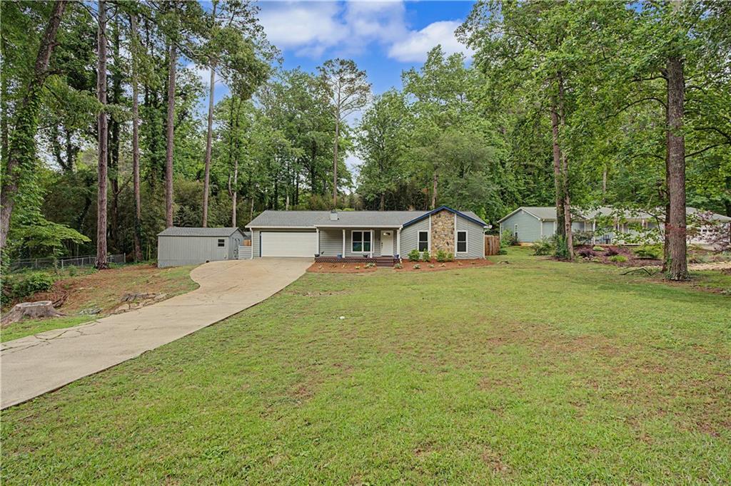 4522 Inlet Road Marietta, GA 30066 - Photo 3 of 42
