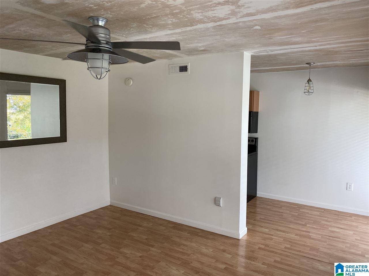2990 Rhodes Circle South, Unit 111 Birmingham, AL 35205 - Photo 8 of 24