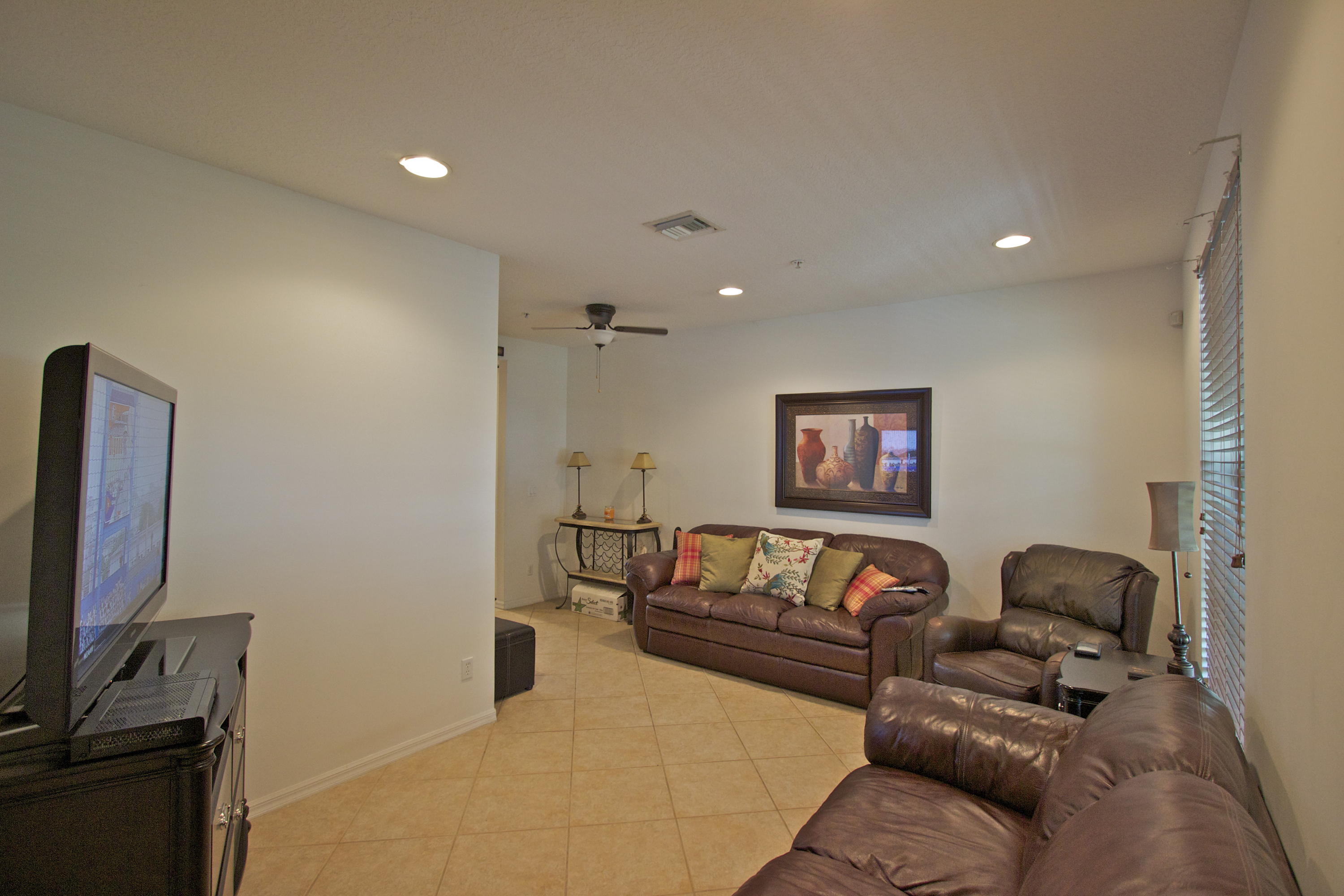 1553 Frederick Small Road Jupiter, FL 33458 - Photo 3 of 23 Family Room